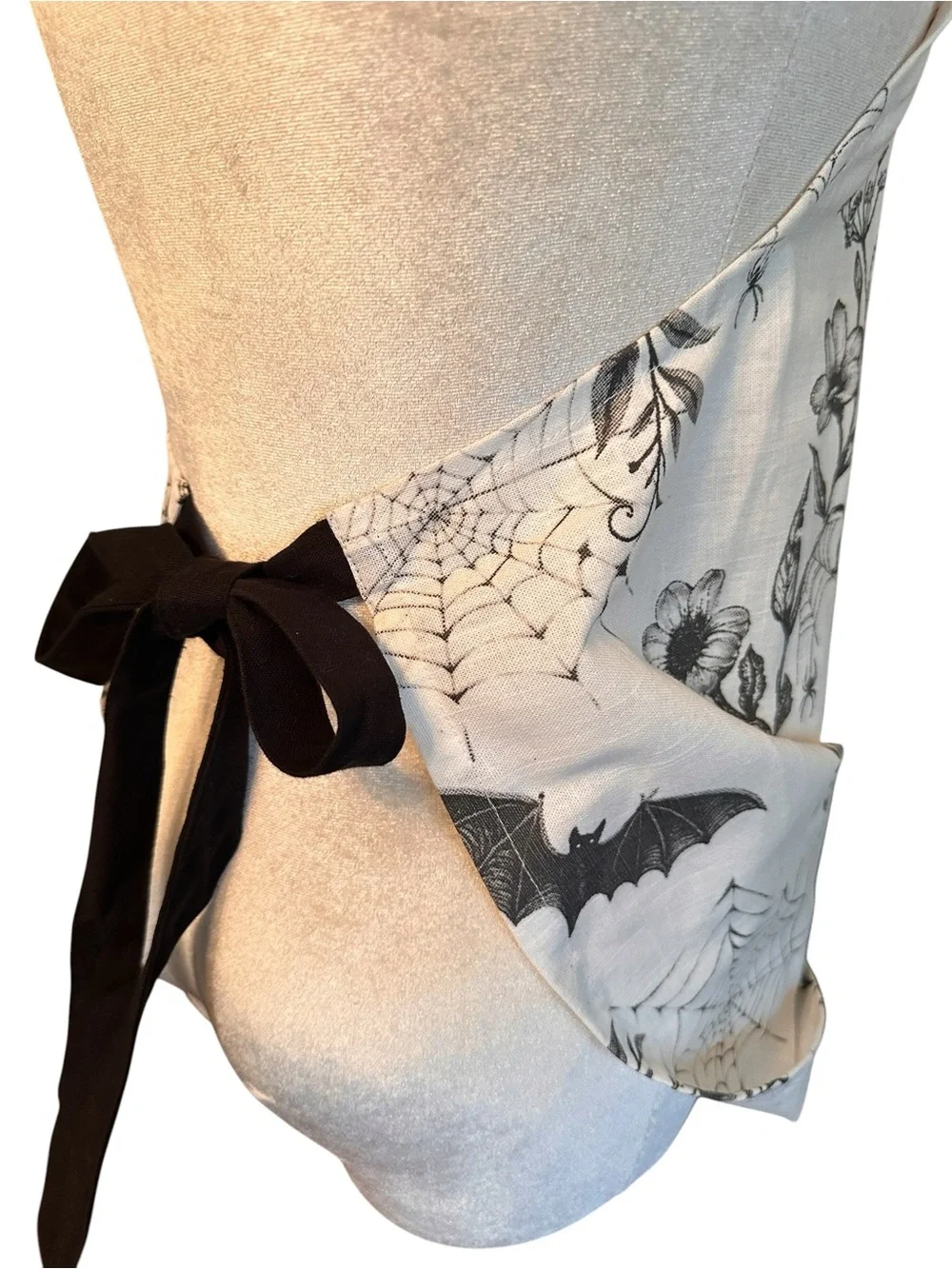 Halloween Spooky Botanical & Bat Apron Cream Black Goth Fall Cooking